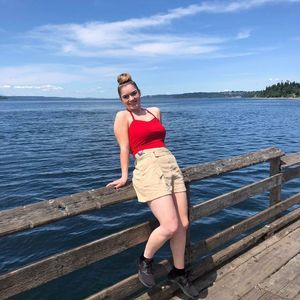 Meet your Posher, Amanda